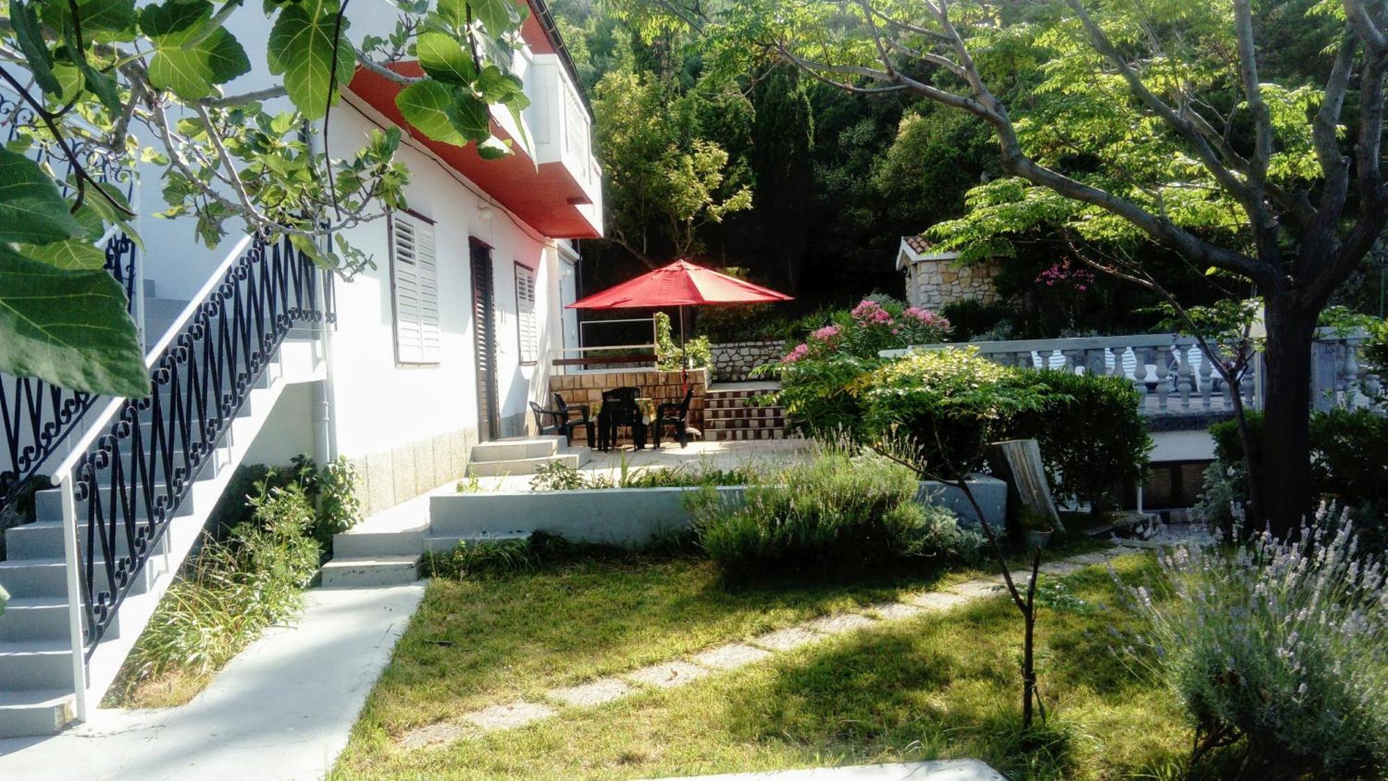 Apartment Supetarska Draga - Donja 2020A 라브 외부 사진
